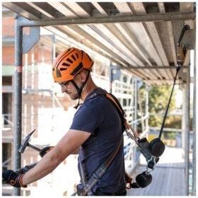 Keunggulan dan Kegunaan dari pengaman Body Harness Safety