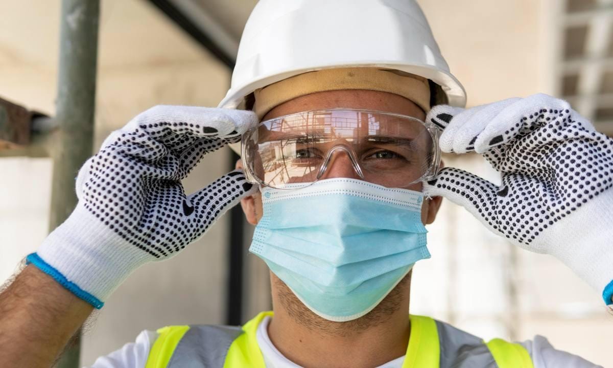 kacamata safety bening