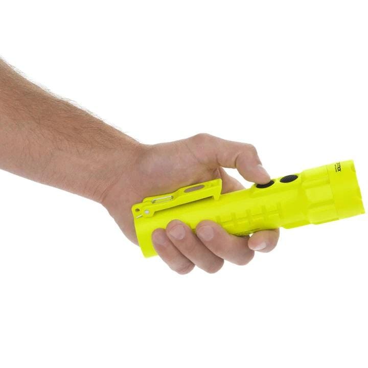 Nightstick XPP-5422GMA Dual Light Flashlight with Dual Magnet - Gambar 4